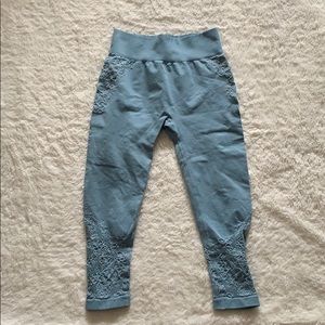 Fabletics yoga pants
